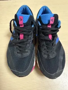 23.5アディダスtakumi sen boost adizero スニーカー