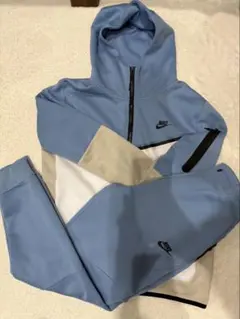 Nike テックフリース セットアップ