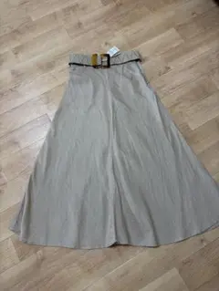 ZARAベージュ フレアスカート チェックベルト付き