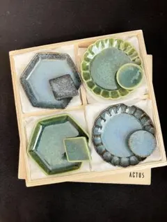 ACTUS アクタス 陶器 皿 8点セット 木箱入りのサムネイル