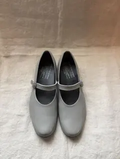 ショセ！ストラップトラベルシューズ