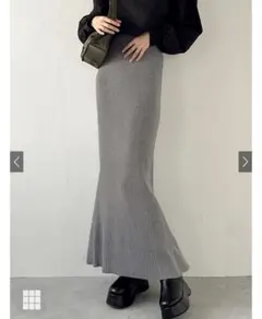 プリーツスカート