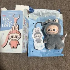 POPMART PIN FOR LOVE ぬいぐるみ ラブブ イニシャル 【W】