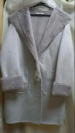 レディース　アウター　コート　ファー　ムートン　フード　グレー　ライトグレー