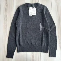 新品タグ付き UNIQLO カシミヤ 100% Vネック セーター XS