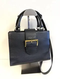 美品✨フルラ フロー ハンドバッグ 2way レザー ロゴ金具 ブラック