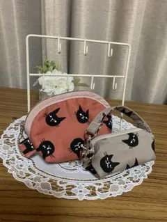 在庫SALE！猫柄、猫フェイス柄、miniミニポーチ、扇型ポーチ2個セット