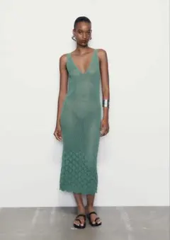 ZARA 深Ｖネックロングニットワンピース　レイヤード