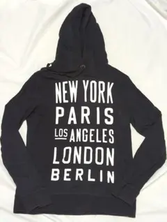 AEROPOSTALE　パーカー　ブラック　薄手　Sサイズ　世界の都市名