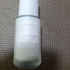 イニスフリーモイスチャー シルク ベース 1 Purple　SPF34 pa+のサムネイル