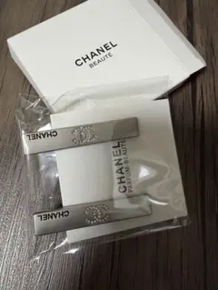 シャネル ノベルティ ヘアピン 2本セット ヘアクリップ - メルカリ