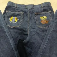 MCM刺繍 　美品　刺繍デニム　濃紺のサムネイル