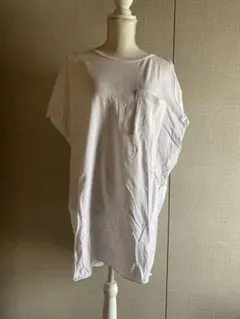 ZARA☆ホワイト ポケット付き ☆半袖Tシャツ☆のサムネイル