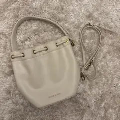 CHARLES&KEITH バケツ型 ショルダーバッグ　バスケット
