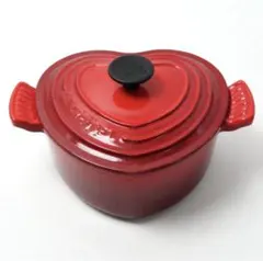 LE CREUSET プレートダムール チェリーレッド 18cm - メルカリ