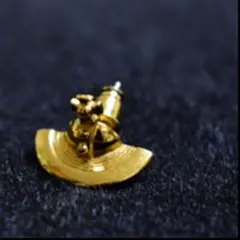 ヴィヴィアンウエストウッド　ソリッドオーブ　ゴールド　ピアス　片耳