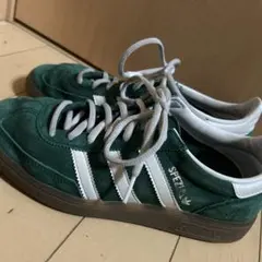 adidas Spezial 緑/ホワイト スニーカー