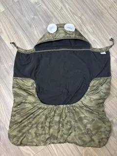 くま耳フード付き 抱っこ紐ケープ　迷彩柄