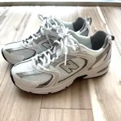 New Balance 530 ホワイト　ベージュ　シルバー