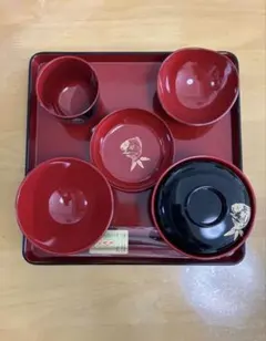 お食い初め用 赤黒器セット 金魚模様