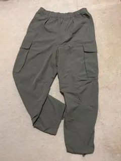 UNIQLO U ワイドフィットパラシュートカーゴパンツ オリーブM