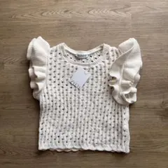 新品未使用　ZARA アイボリー フリル袖 ニット 半袖　Sサイズ