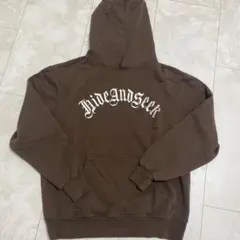 2025年最新】hide and seek パーカーの人気アイテム - メルカリ