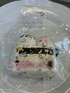 nienienie スクイーズ ケーキモチーフ