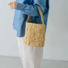 新品　AMPIANA Pull bag Naturalのサムネイル