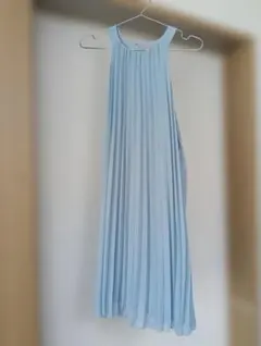 H&M 水色 ノースリーブ プリーツワンピース