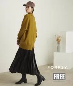 forksy. フェイクレザープリーツスカート ブラック