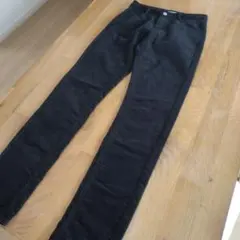 ブラック コーデュロイ スキニーパンツ