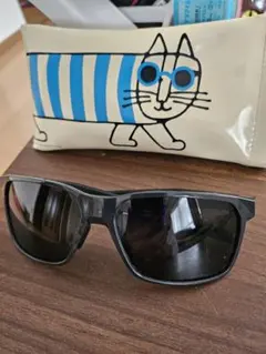 Item thumbnail for item c8e1cb89-fbd0-4469-8d90-c85df579afd4