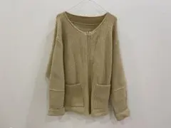 Item thumbnail for item 389cab8e-8d54-49fa-af7b-322d0d0af765