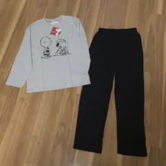【専用】新品 長袖パジャマ 上下セット 女の子 140cm スヌーピー