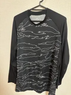 BURTLE ブラックライン柄長袖シャツ