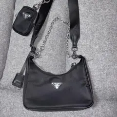 PRADA ノベルティー　ショルダーバッグ