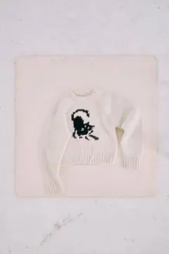 猫刺繍 ホワイトニットセーター