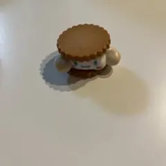 シナモロール　ふにゅっとスモアサンド