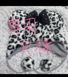 【即日発送可能】ディズニー　ヒョウ柄　シルバー　ファンキャップ　新作