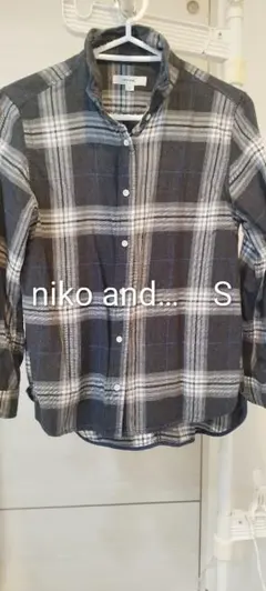 niko and... チェック柄長袖シャツ サイズ②S　綿100％　レディース