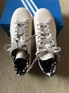 【新品】adidas marimekko コラボ スニーカー クリーム23.5