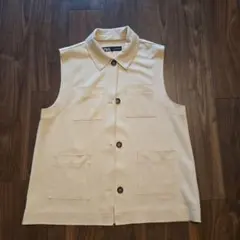ZARA　ベスト　アイボリー