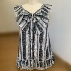 ❤️未使用タグ付き❤️ビッグリボンレース柄ノースリプルオーバー