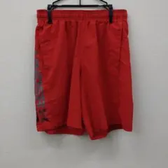 (8) Under Armour レッド ショートパンツ