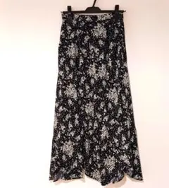 美品 ロペピクニック 花柄 フレア ロングスカート