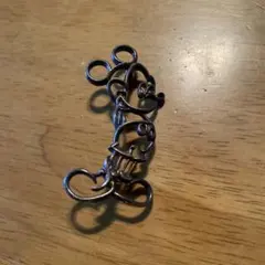 ミッキーマウス　ディズニー　レトロ　バッジ