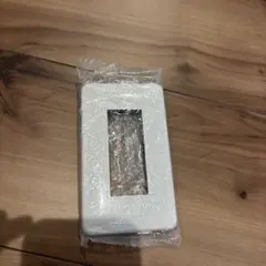 ホワイトプラスチック スイッチカバー　パナソニック