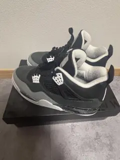 Item thumbnail for item ec2307cc-3aa2-45b8-91f1-28e39ebd9651