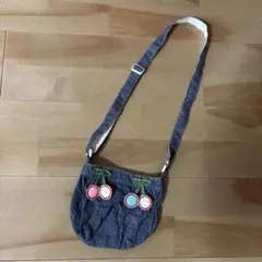 Item thumbnail for item d4247cd3-1cca-49d1-b16b-93f3d2a879ed